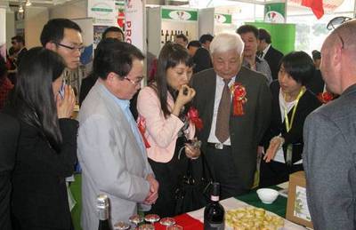 展覽服務-會務及活動策劃-2012國際葡萄酒展覽會|廣州葡萄酒展覽會-悠牛網(wǎng)detail.u69cn.com